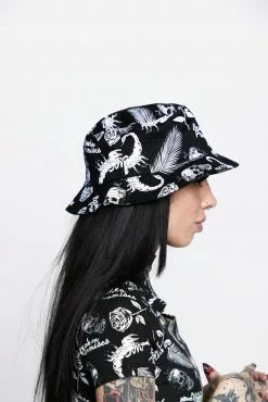 BROKEN PROMISES Tropic Disaster Bucket Hat Headwear