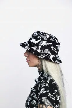 BROKEN PROMISES Tropic Disaster Bucket Hat Headwear