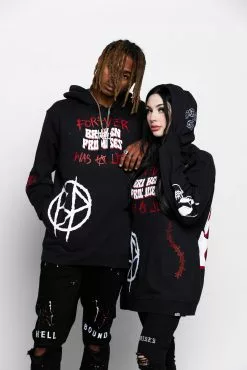 CASH Hoodies Untruthful Hoodie Black