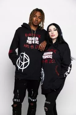 CASH Hoodies Untruthful Hoodie Black