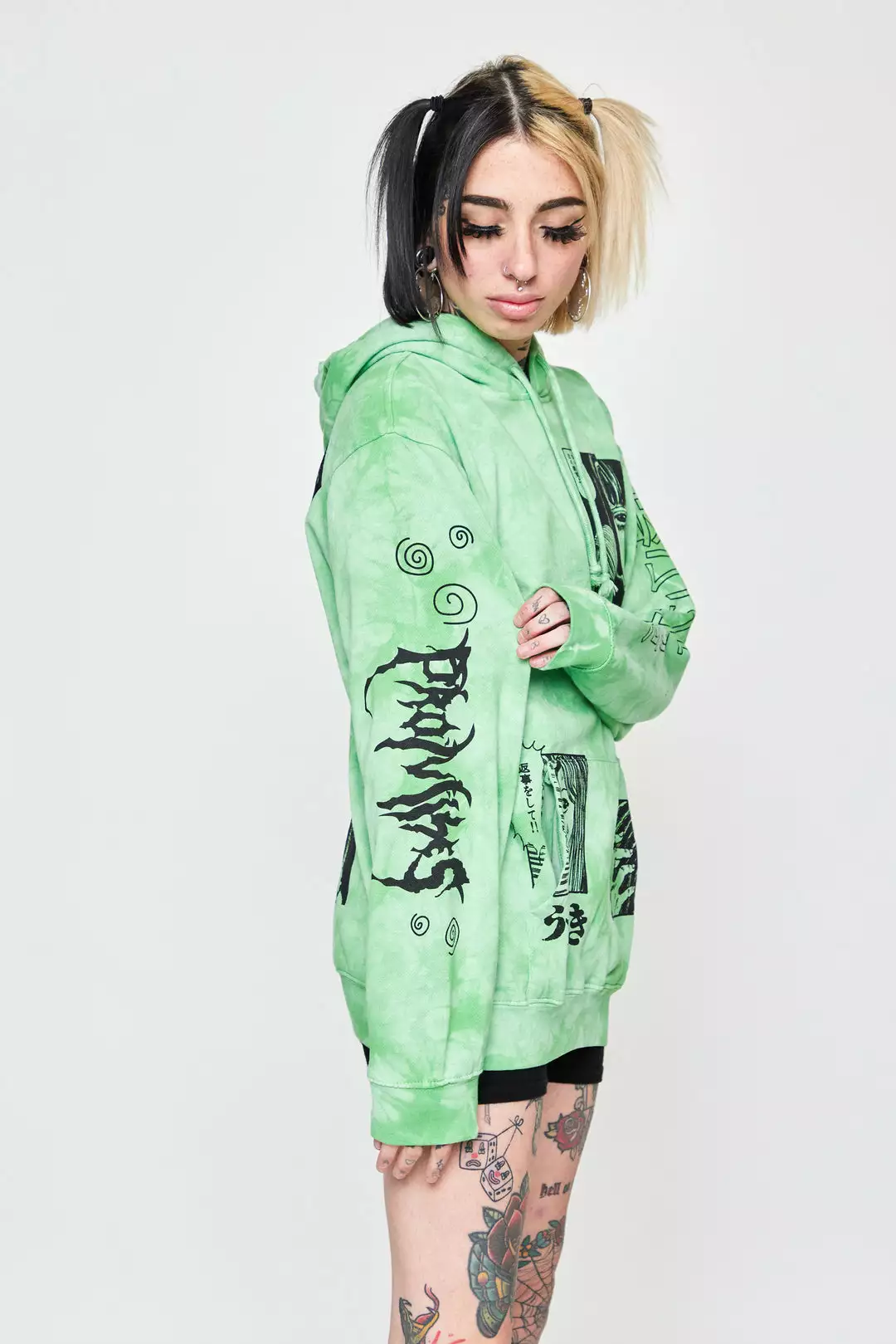 CASH Hoodies Junji Ito The Scar Hoodie Green