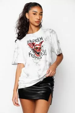 CASH Batwing Smoke Dye Tee