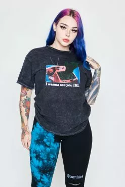 CASH Shirts IRL Mineral Wash Tee