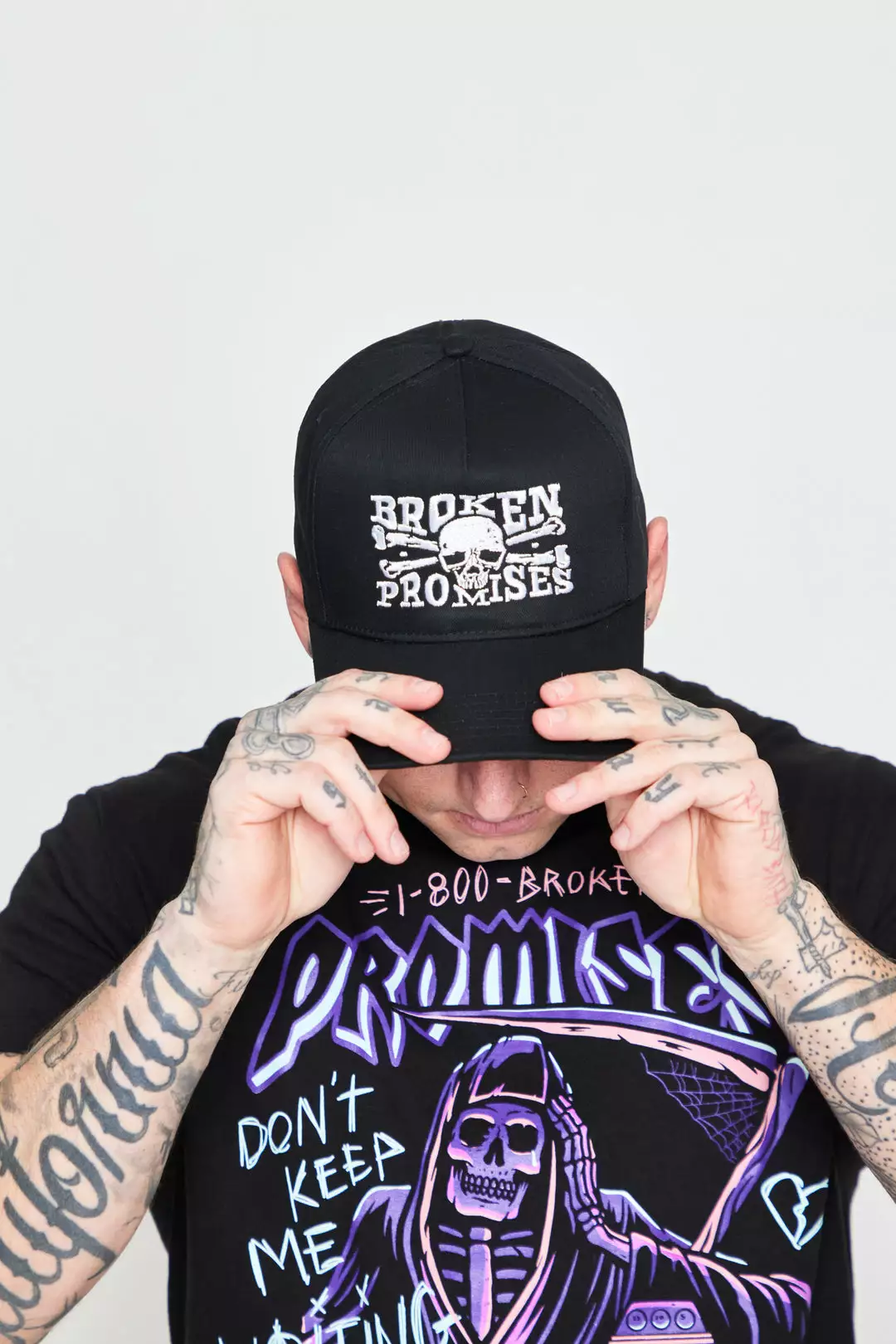 BROKEN PROMISES Headwear Crossbones Snapback