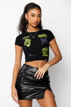 BROKEN PROMISES Delirium Crop Tee Black Womens