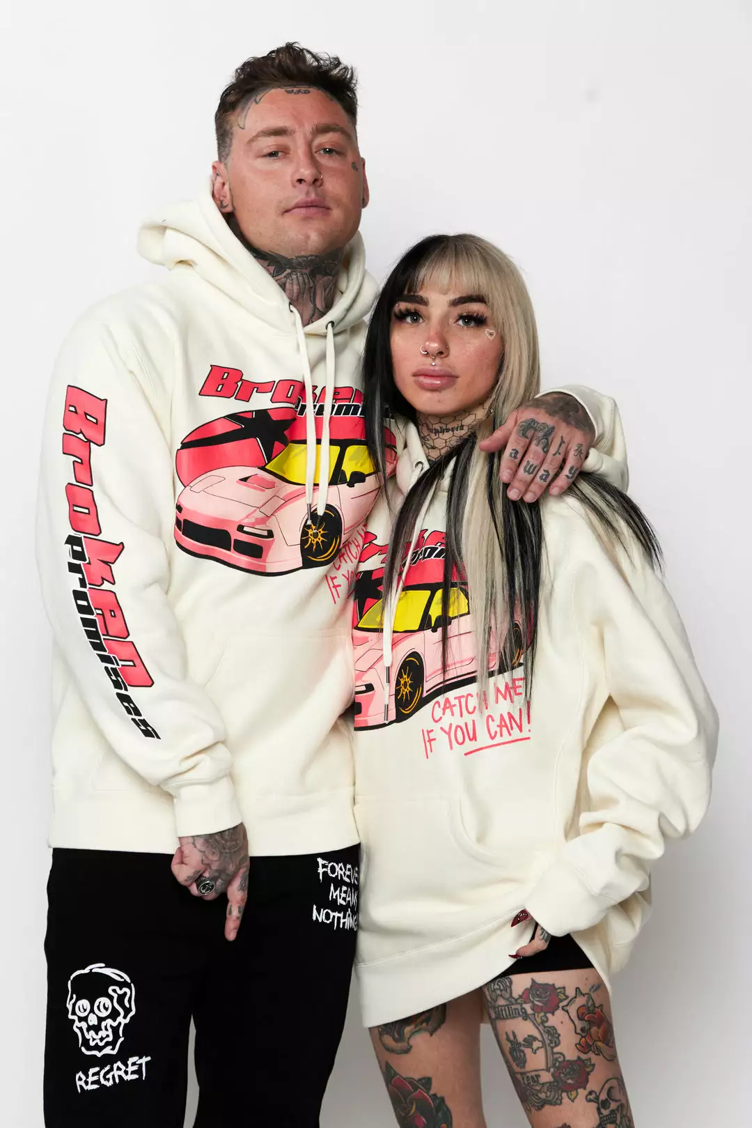 CASH Hoodies Catch Me Hoodie Bone