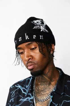 BROKEN PROMISES Wait Forever Beanie Black
