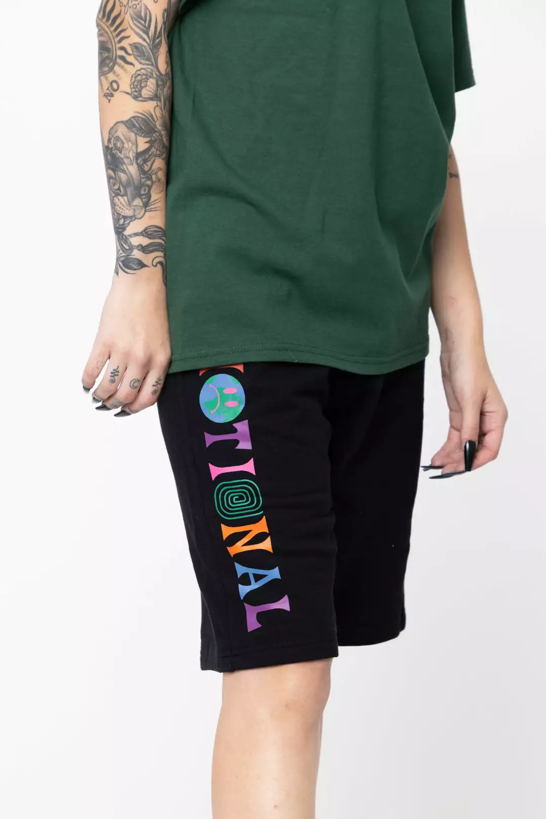 BROKEN PROMISES Emotional Fleece Shorts Black Bottoms