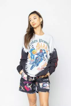 CASH Shirts Valley Of Death V-Dye Long Sleeve