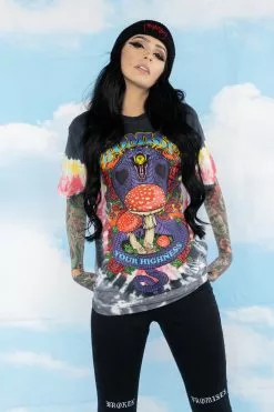 BROKEN PROMISES Serpent's Kiss V-Dye Tee - BPxYH Shirts