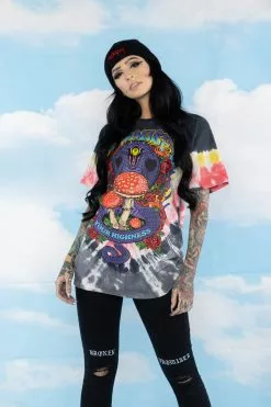 BROKEN PROMISES Serpent's Kiss V-Dye Tee - BPxYH Shirts