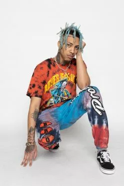 BROKEN PROMISES Shirts Never Forgive Red/Blk Crystal Wash Tee