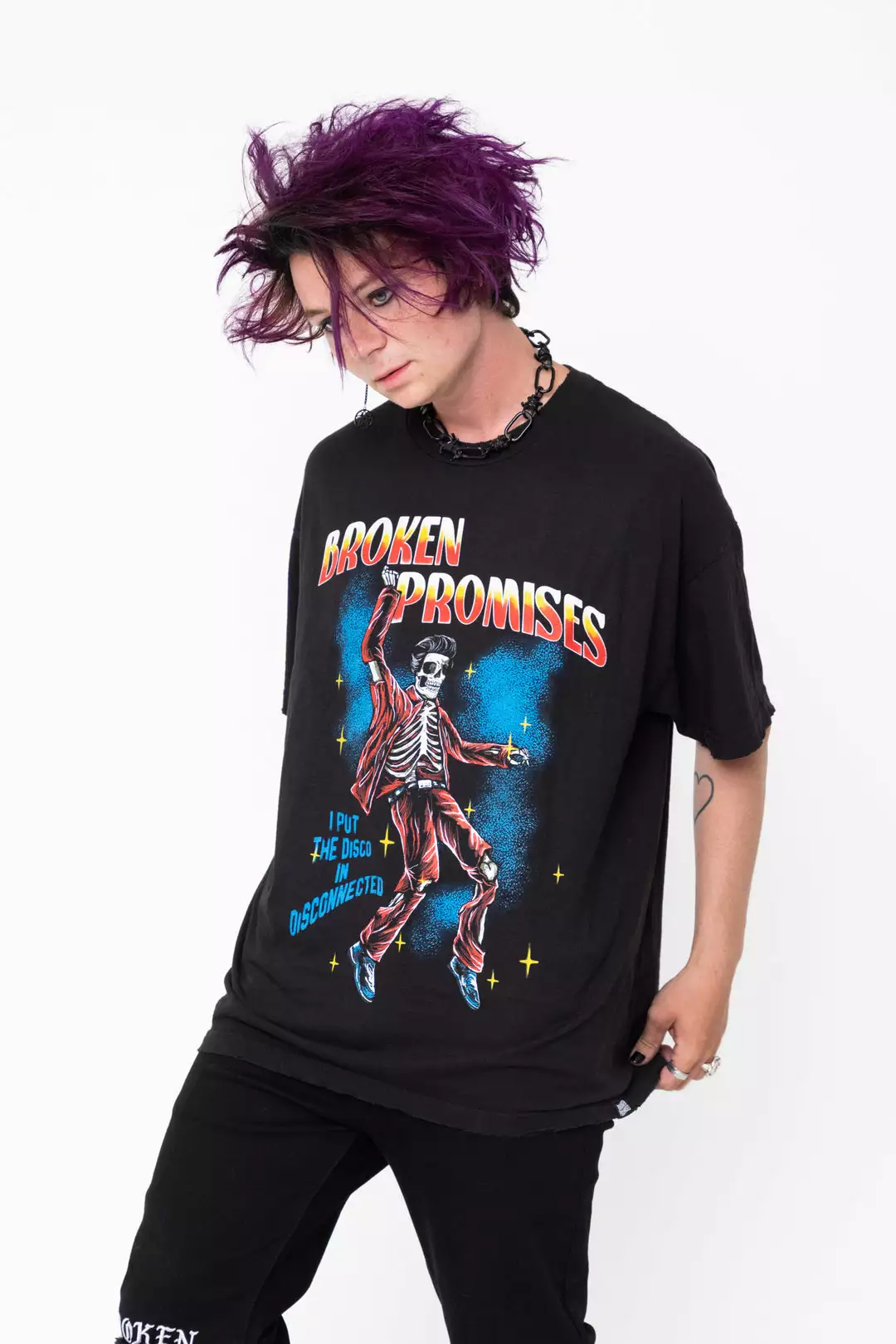 BROKEN PROMISES Shirts Disconnected Vintage Wash Tee Black