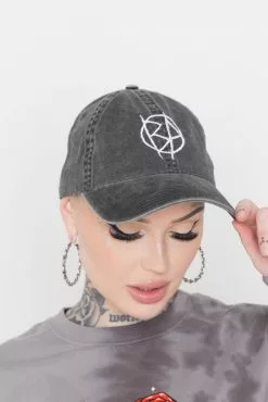 BROKEN PROMISES Riot Dad Hat Washed Black Headwear