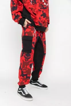 BROKEN PROMISES Bottoms Demon Camo Fleece Sweatpants Red