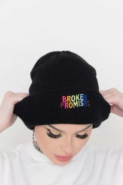 BROKEN PROMISES BP Tearbow Beanie Black Headwear