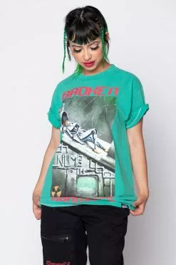 BROKEN PROMISES Numb To The World Green SST Shirts