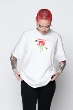 BROKEN PROMISES Shirts Happy On The Outside S/S White