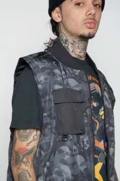 BROKEN PROMISES Catacombs Vest Black Outerwear