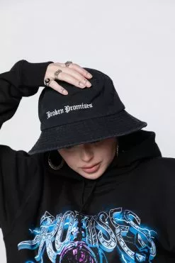 BROKEN PROMISES BP Slogan Bucket Black Headwear