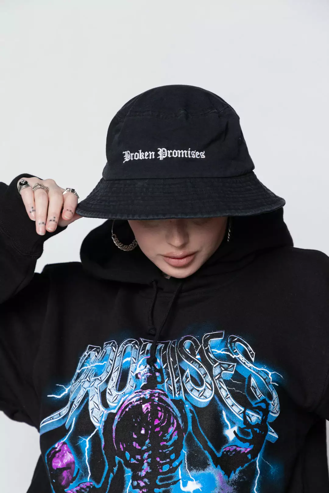 BROKEN PROMISES BP Slogan Bucket Black Headwear