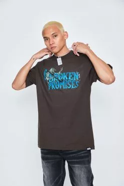 CASH Timeless Tee Chocolate Shirts